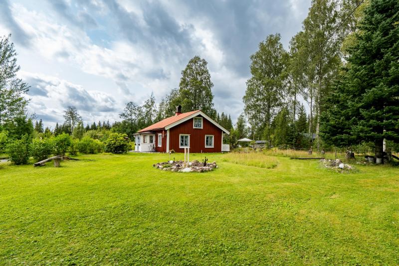 Cottage in Sweden for sale
