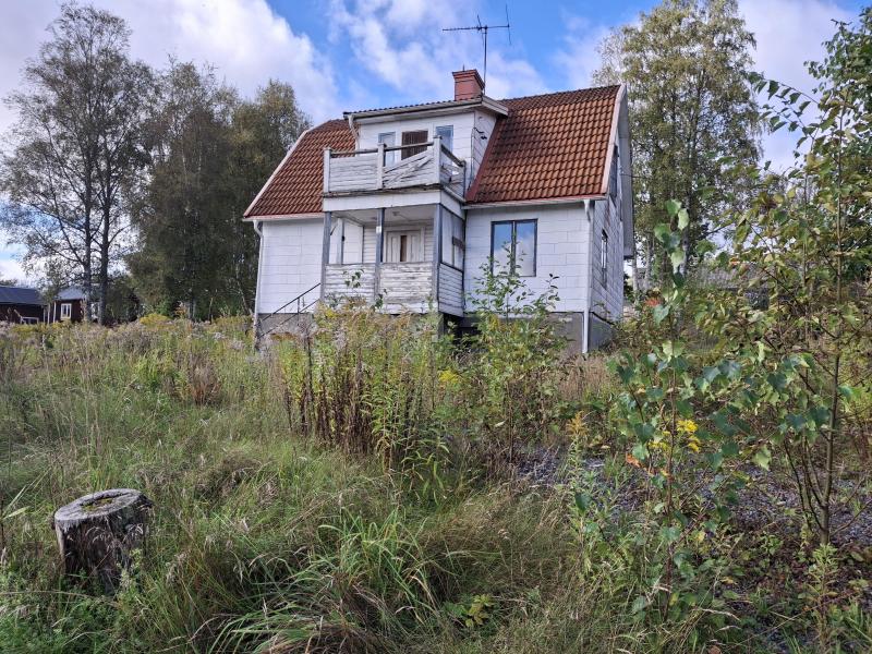 Cottage in Sweden for sale