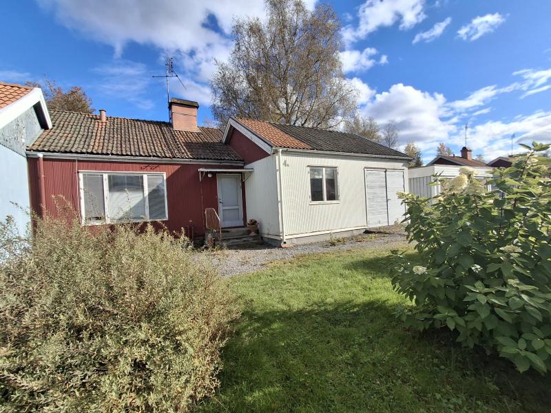Cottage in Sweden for sale