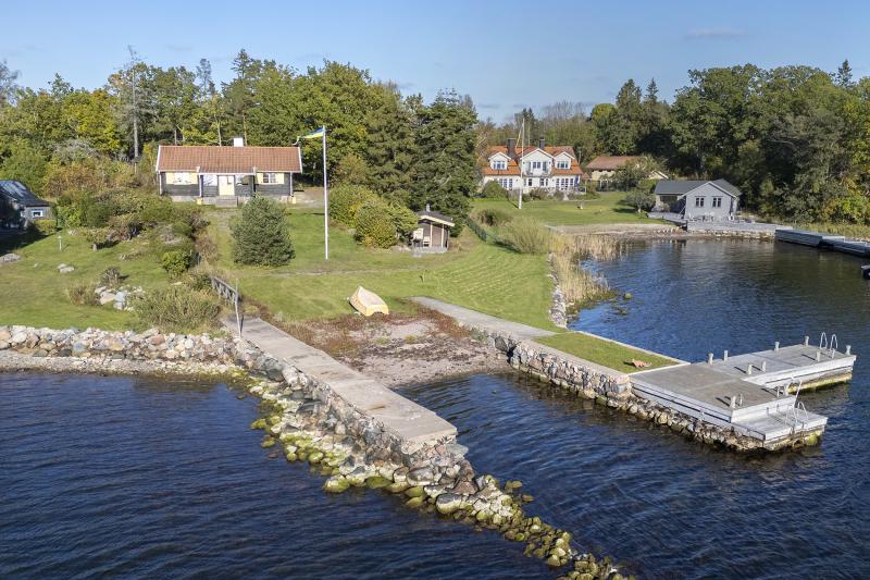 Cottage in Sweden for sale