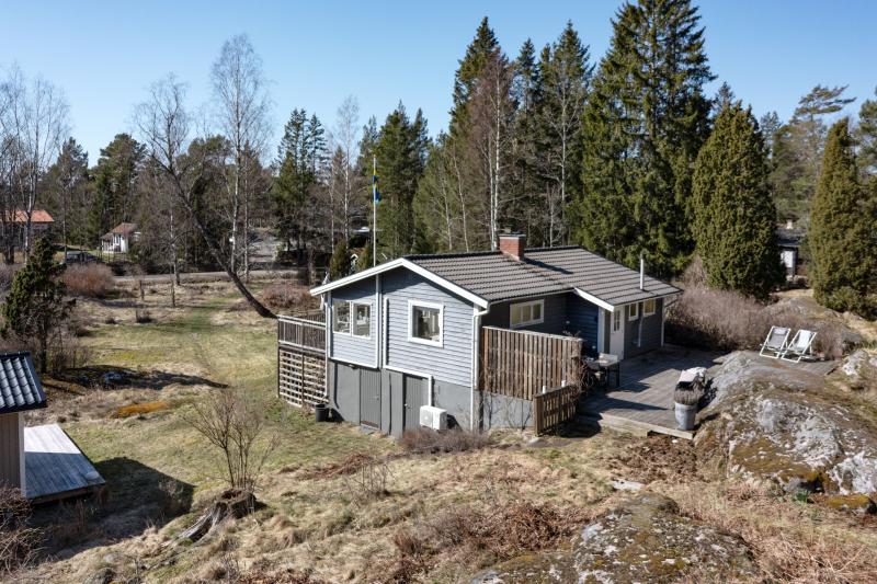 Cottage in Sweden for sale