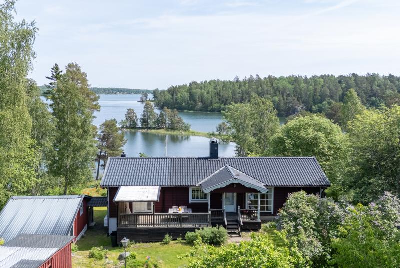 Cottage in Sweden for sale