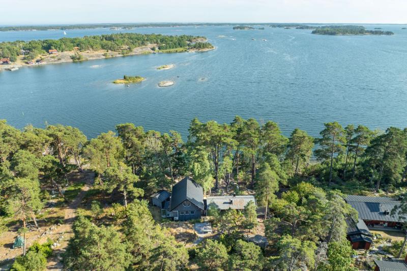 Cottage in Sweden for sale
