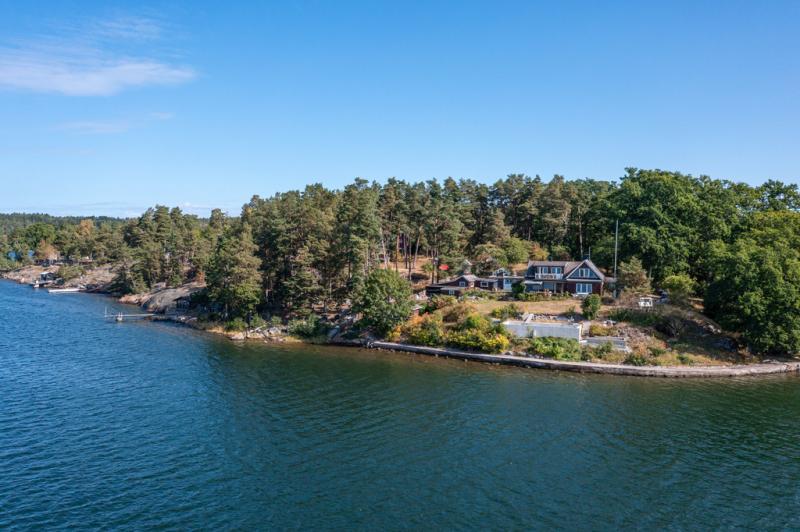 Cottage in Sweden for sale