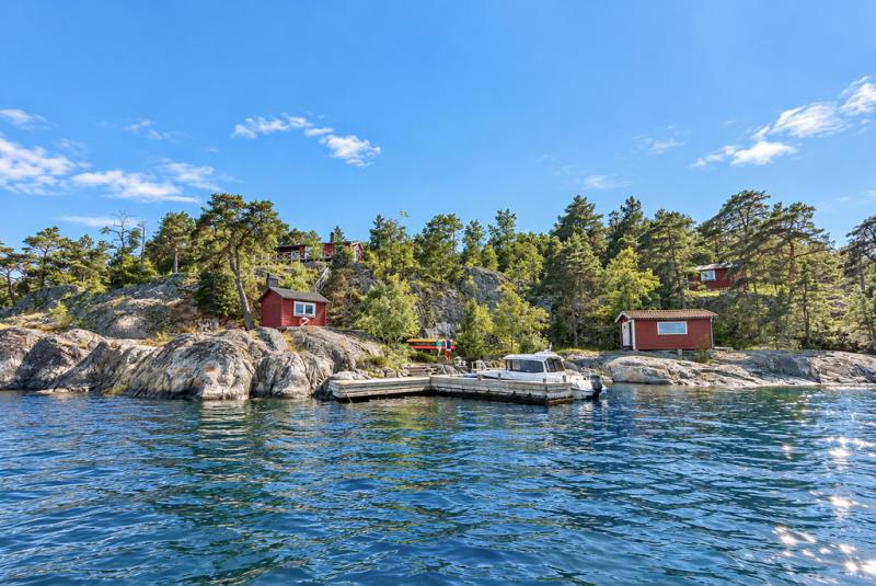 Cottage in Sweden for sale