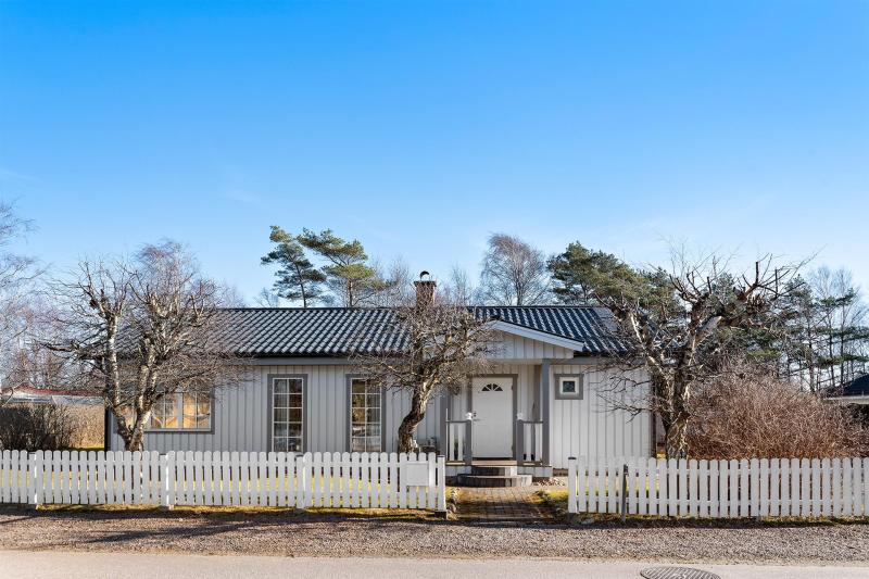 Cottage in Sweden for sale