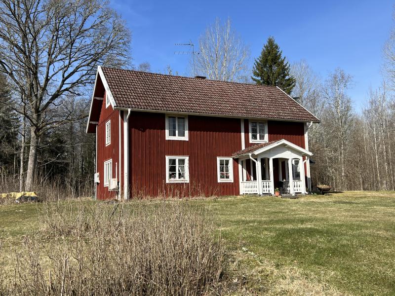 Cottage in Sweden for sale