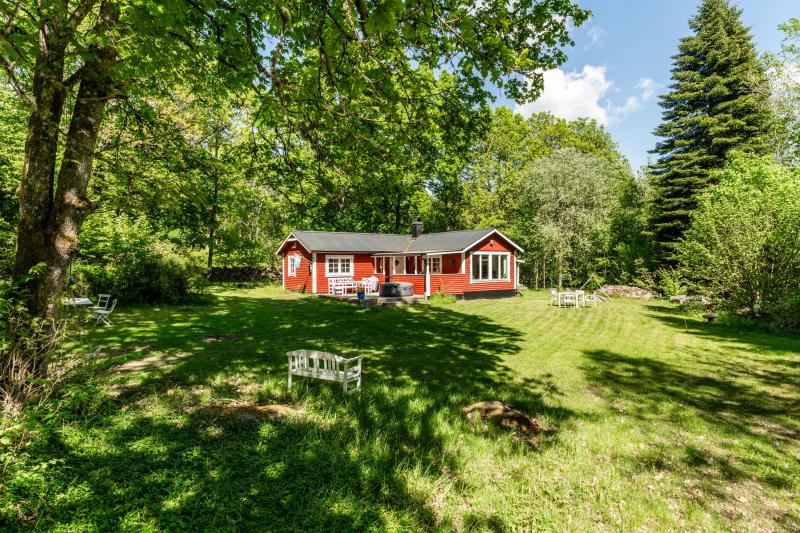 Cottage in Sweden for sale