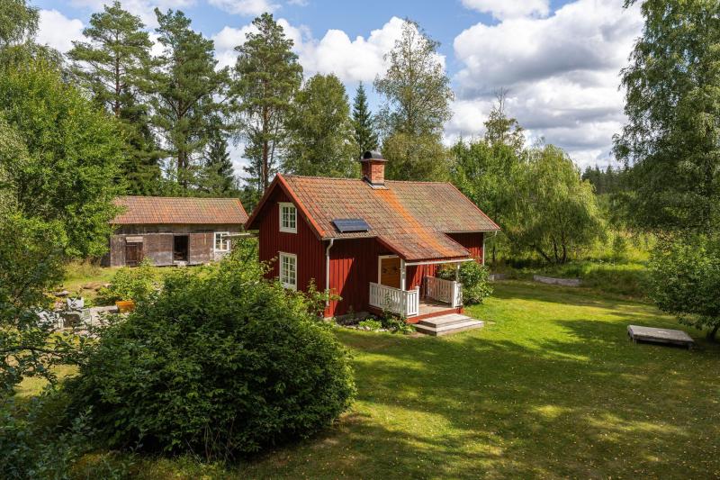 Cottage in Sweden for sale
