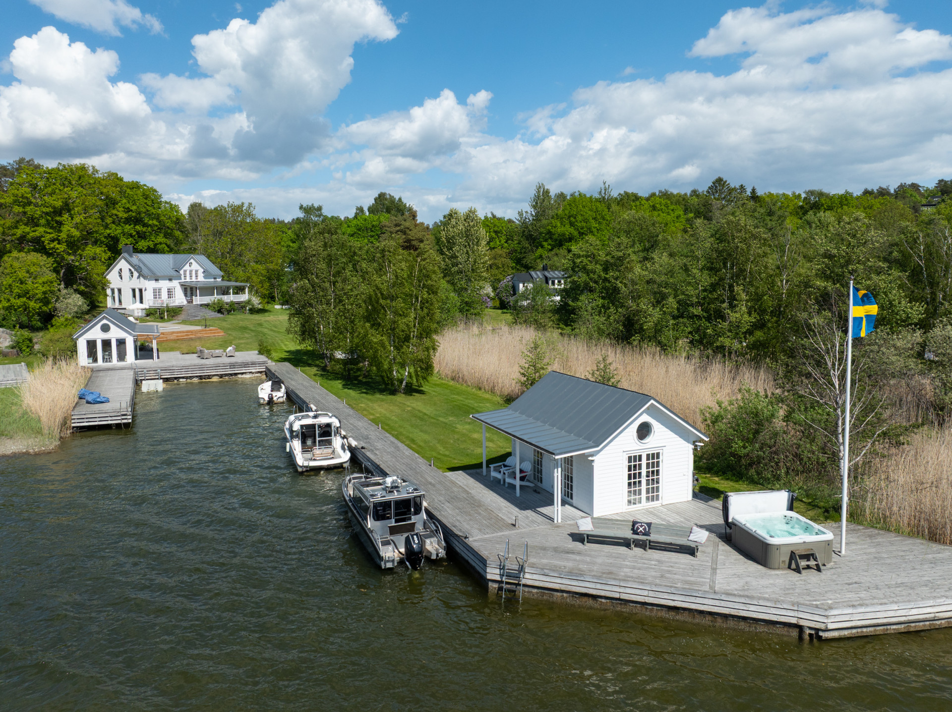 Cottage in Sweden for sale